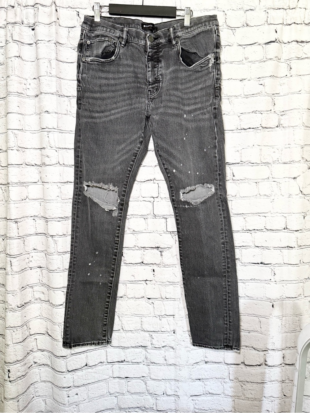 Purple Brand. Men's Distressed Grey Skinny Jeans. BOS. Size 34